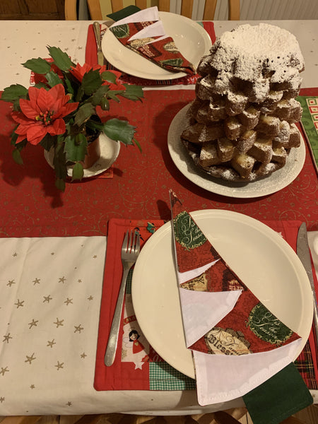 Make Christmas Table Napkins